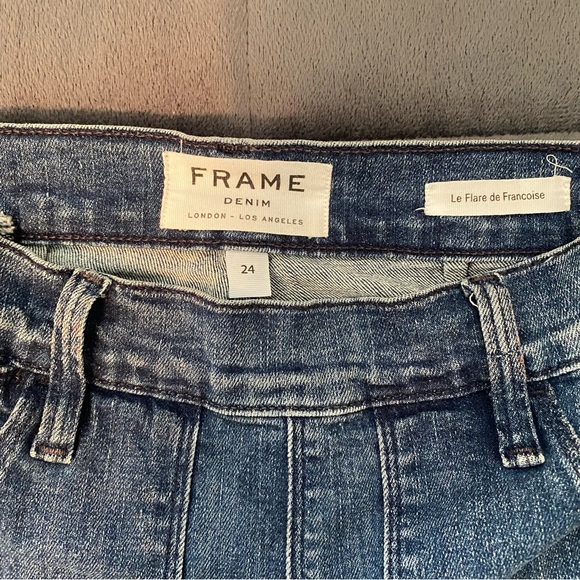 Frame Denim Cropped Le Flare de Francoise in Sunnyslope - Picture 13 of 16